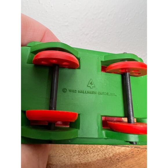 Vintage 1982 Hallmark Jolly Trolley Ornament - Picture 5 of 6